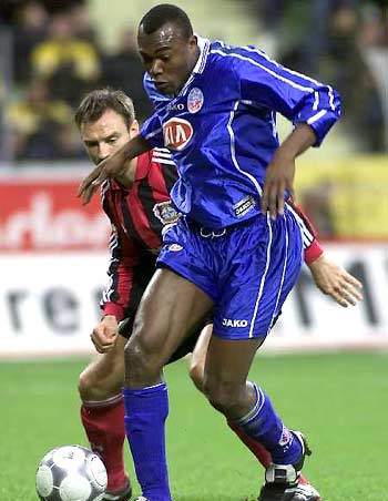 并尽可能地 并尽可能地